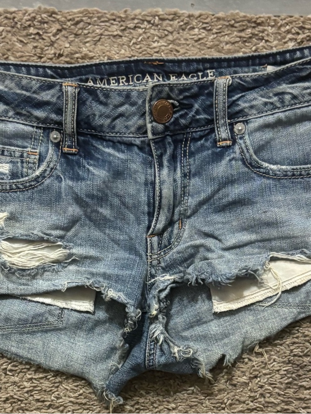 American Eagle Outfitters Woman’s 6 Light Blue Denim Extremely Distressed Shorts